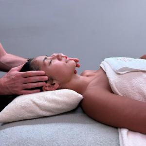 massage lomi lomi